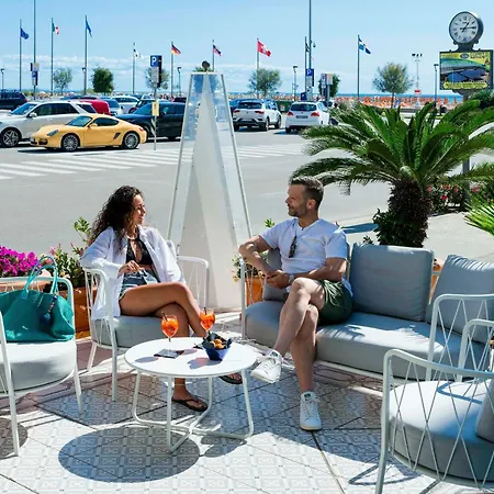 Готель Miramare 3*