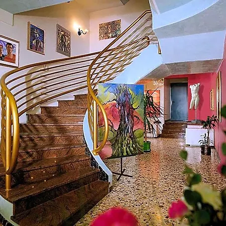 Miramare Hotel 3*